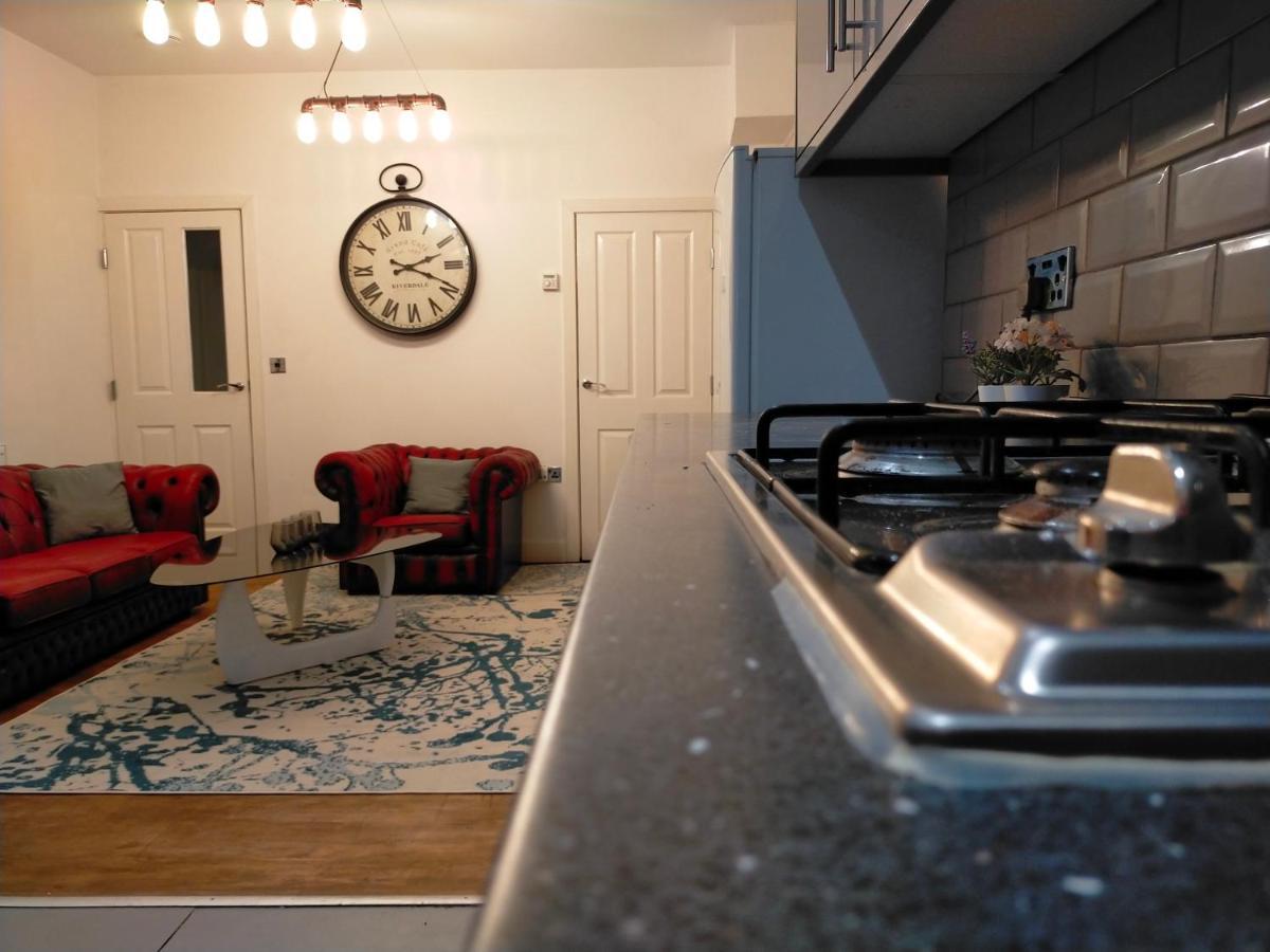 4 Bed Entire House - Heart Of The City - Near Sufc Sheffield Exterior foto