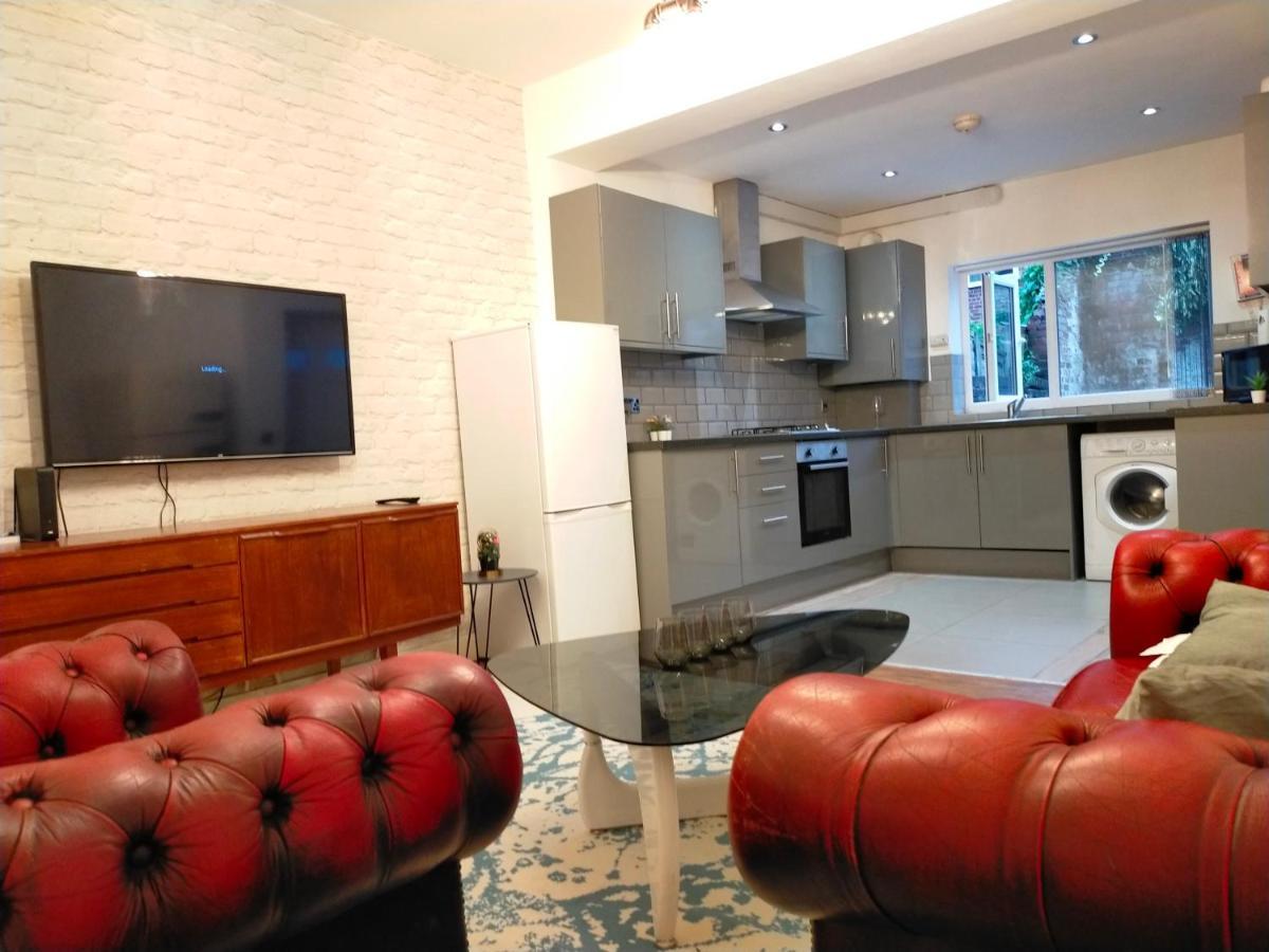4 Bed Entire House - Heart Of The City - Near Sufc Sheffield Exterior foto