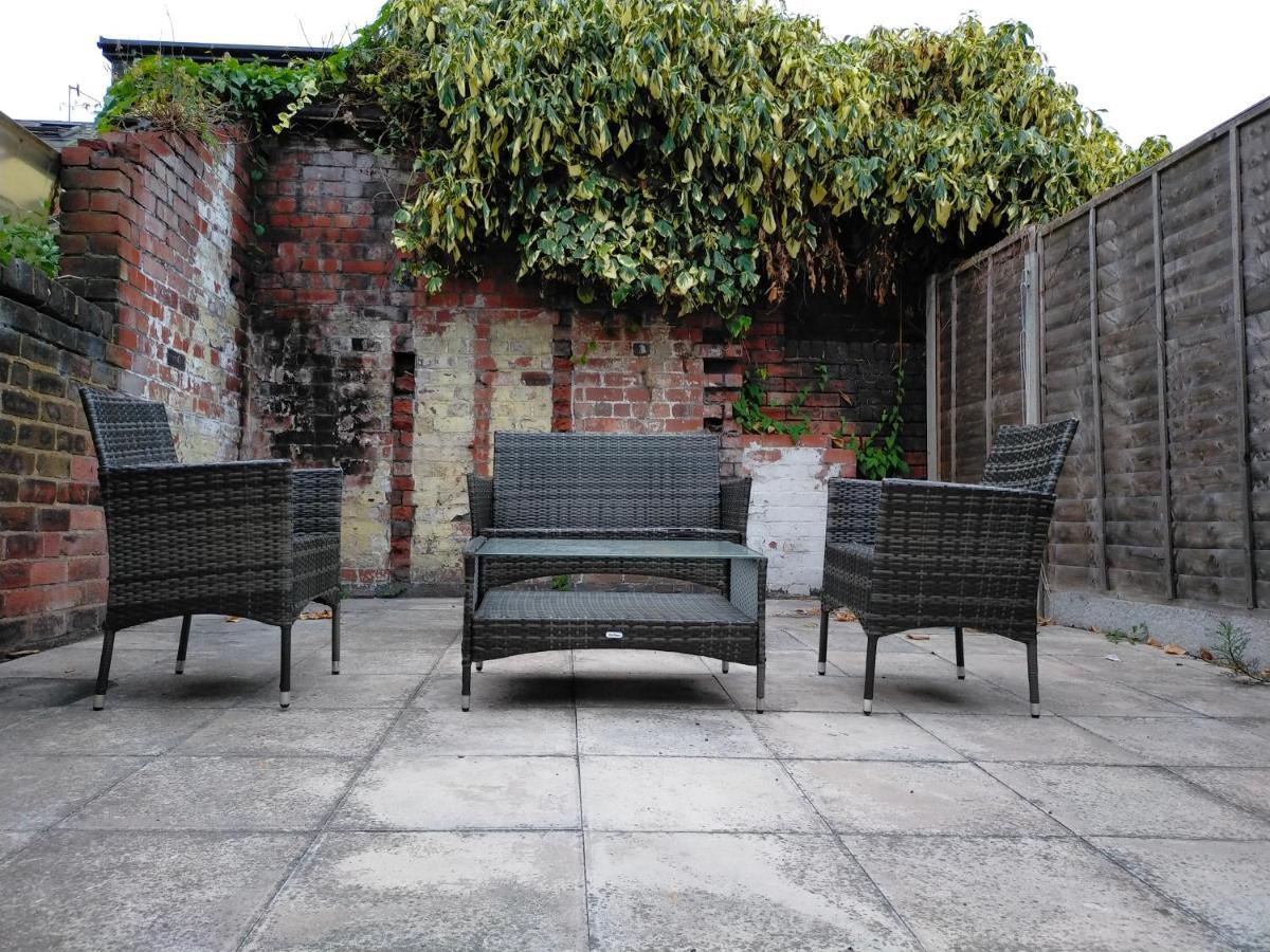 4 Bed Entire House - Heart Of The City - Near Sufc Sheffield Exterior foto